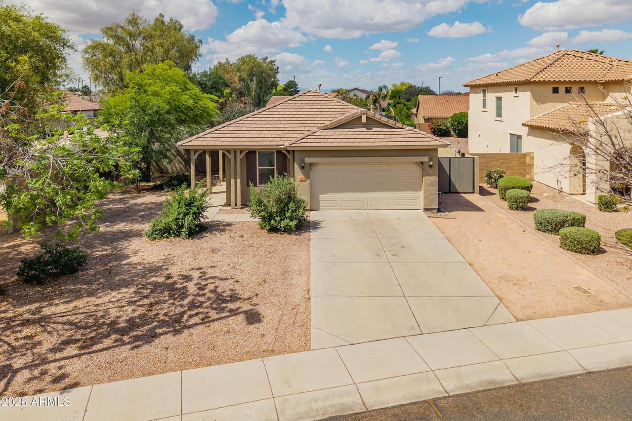 5084 S Stonecreek Blvd., Gilbert, AZ 85298