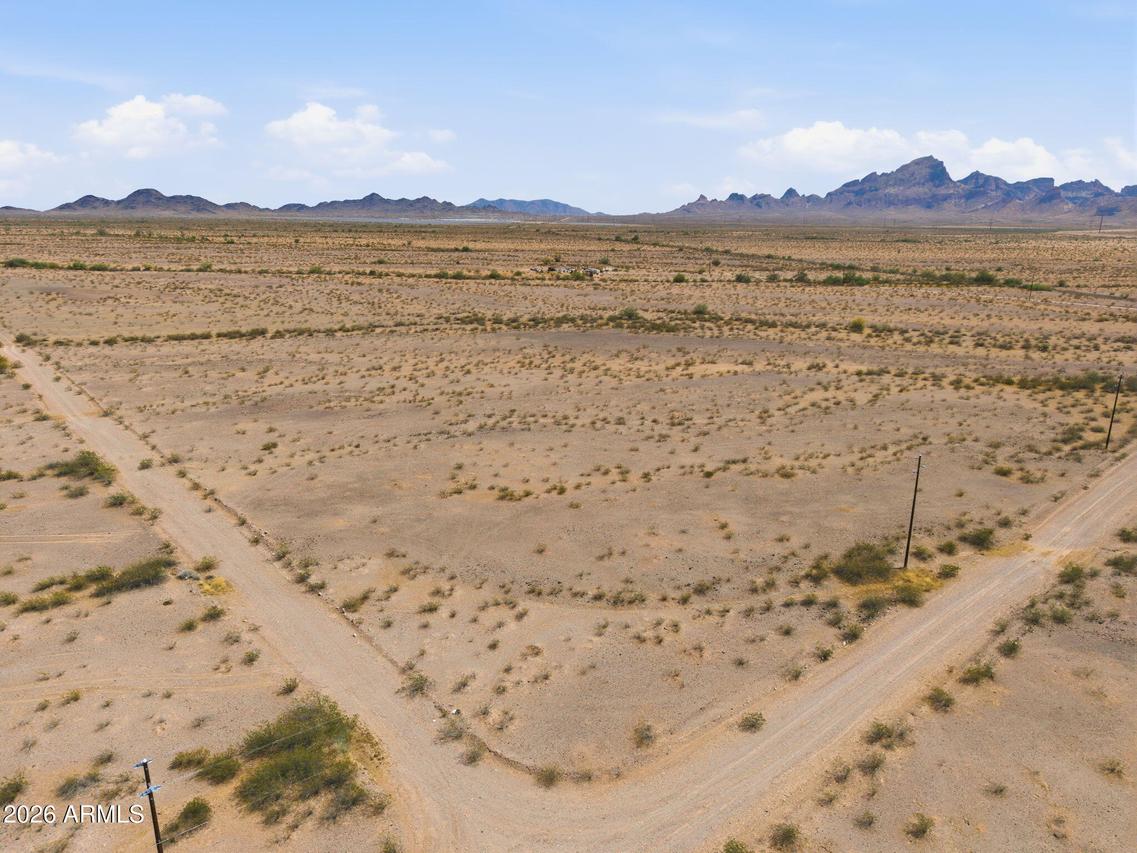 W 487th Ave. #30, Tonopah, AZ 85354