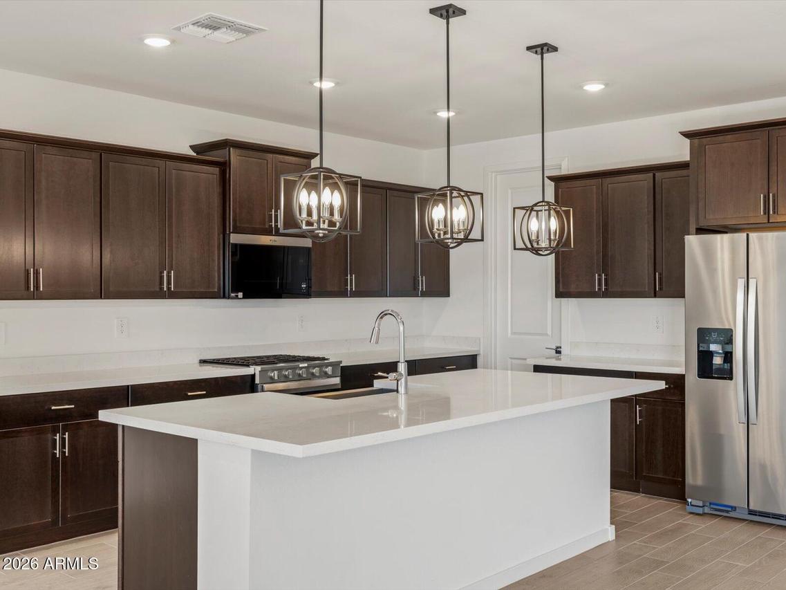 37431 W San Ildefanso Ave., Maricopa, AZ 85138