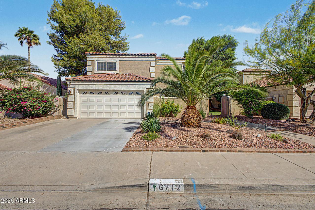 6712 W Mcrae Way, Glendale, AZ 85308