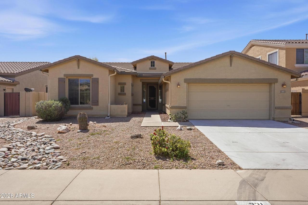 221 W Blue Lagoon Dr., Casa Grande, AZ 85122