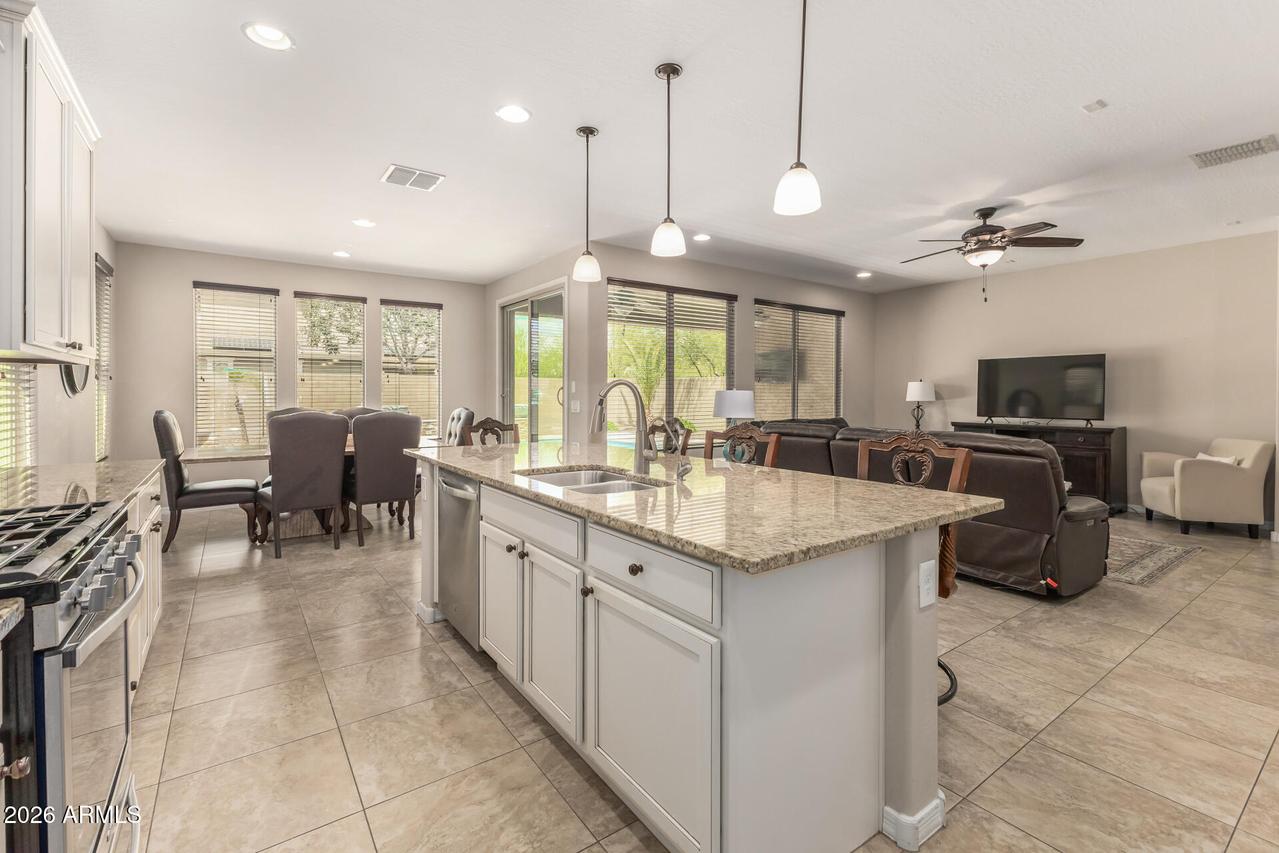 7562 E Plata Ave., Mesa, AZ 85212