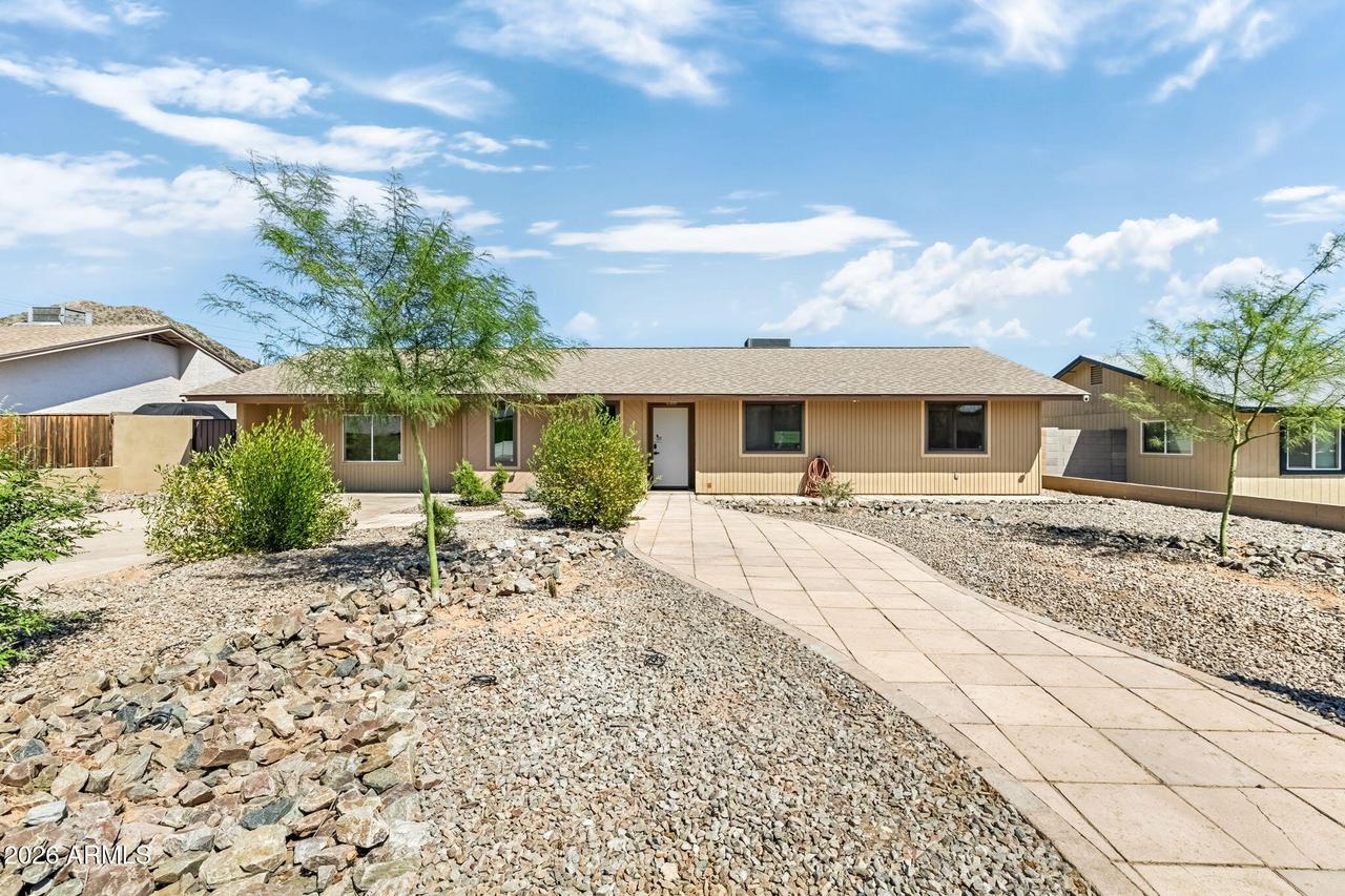 12833 N 22nd St., Phoenix, AZ 85022