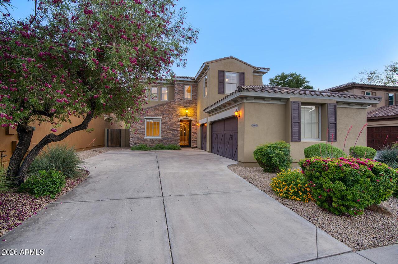 3985 E Hummingbird Ln., Phoenix, AZ 85050