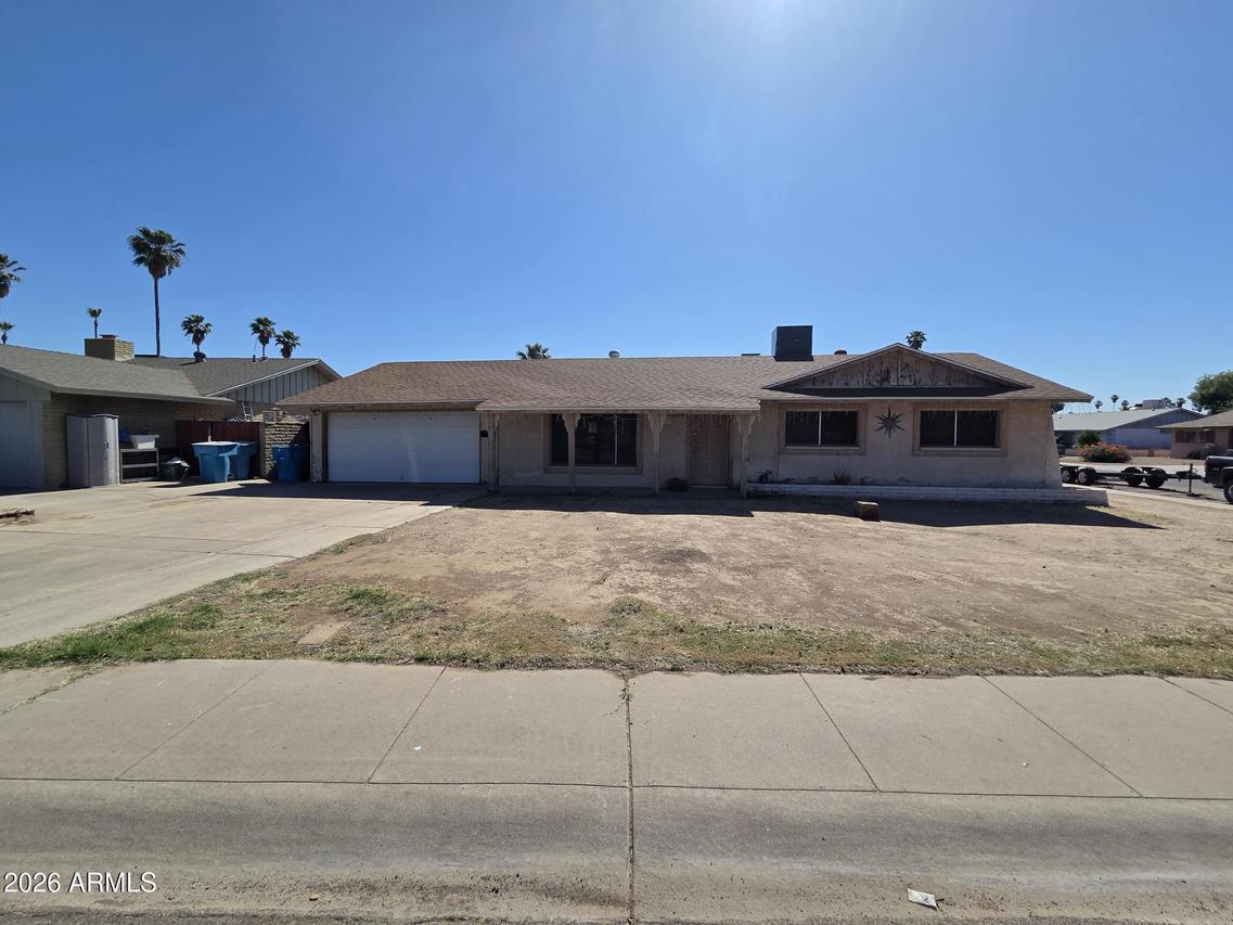 5327 N 40th Ln., Phoenix, AZ 85019
