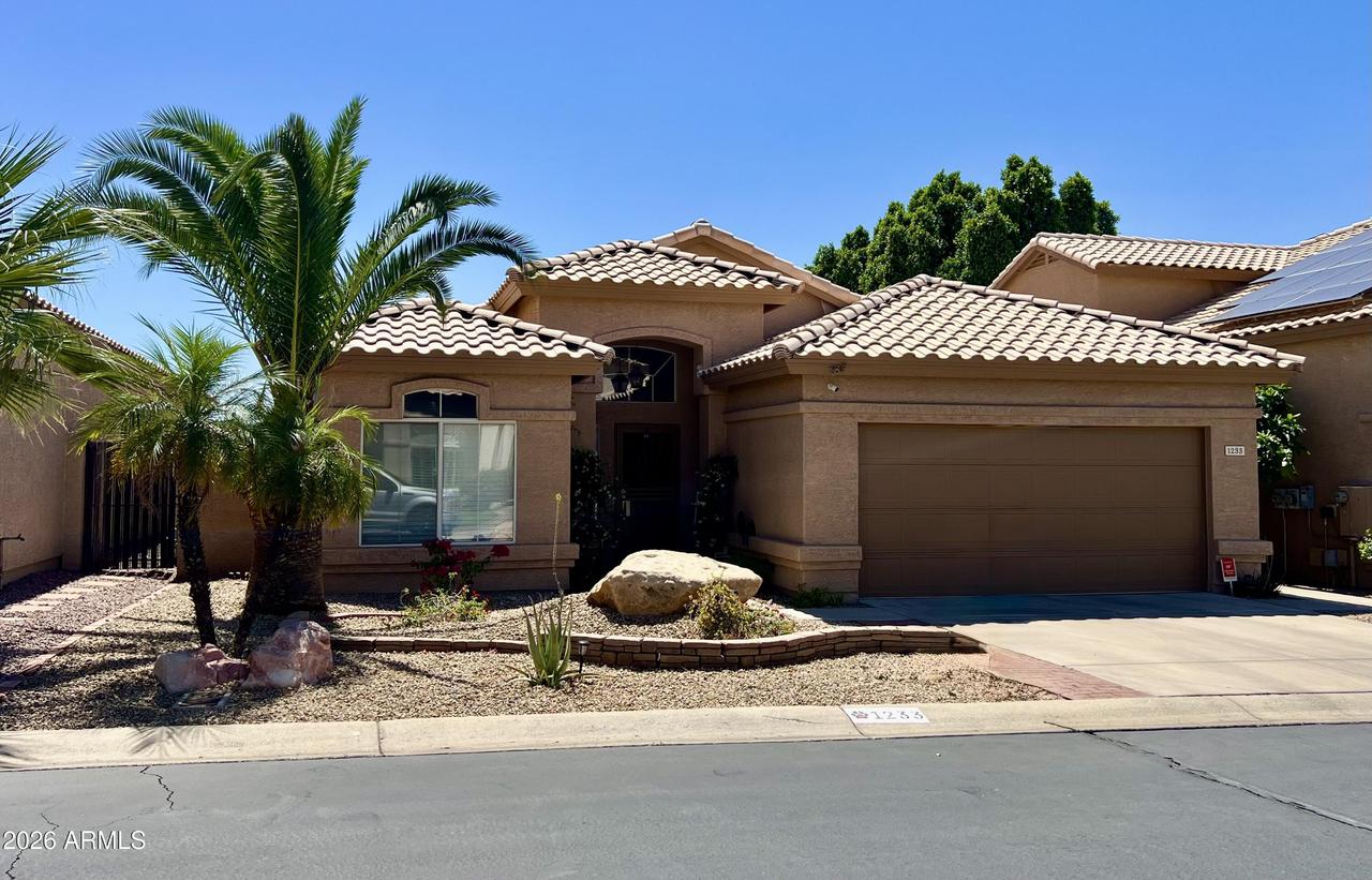1233 E Redfield Rd., Phoenix, AZ 85022