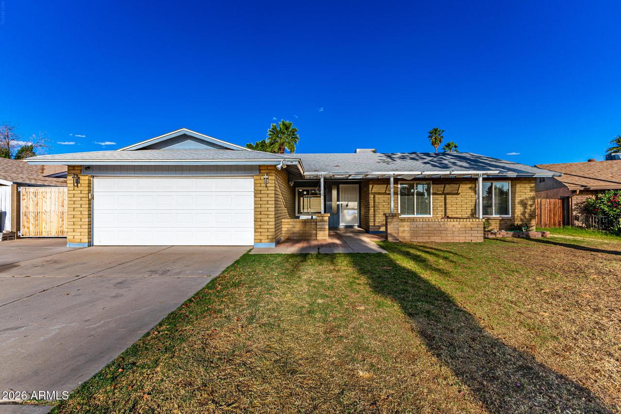 8521 N 53rd Dr., Glendale, AZ 85302