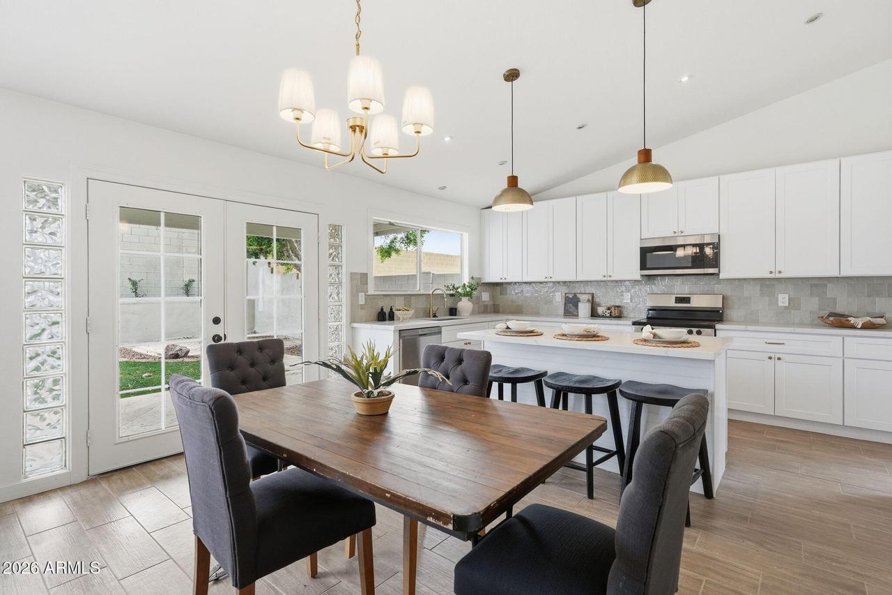 1635 E Fremont Rd., Phoenix, AZ 85042