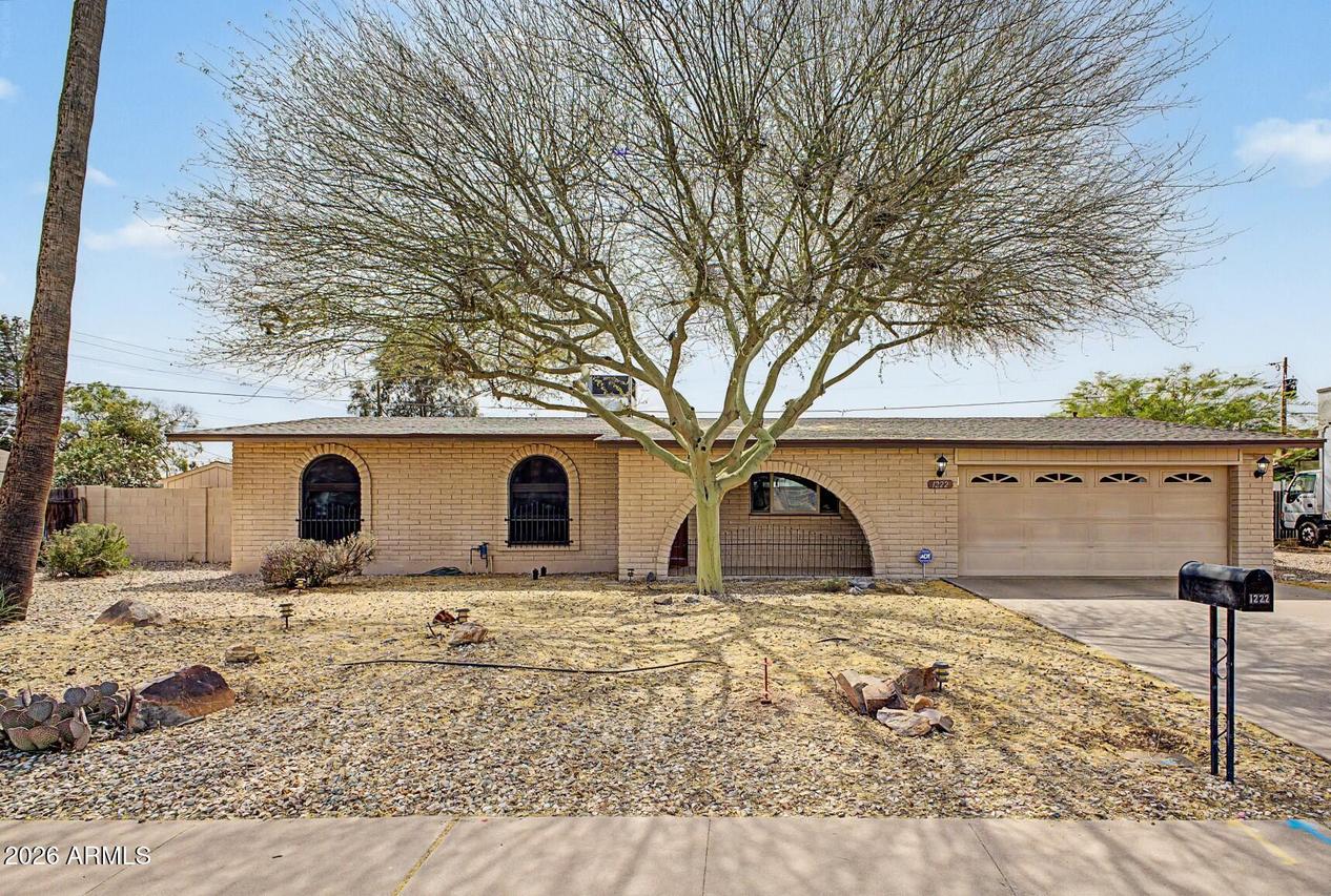 1222 N 25th St., Mesa, AZ 85213