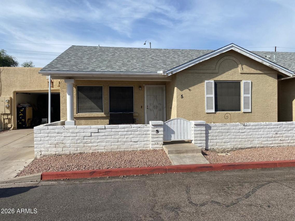 2929 E Broadway Rd. #5, Mesa, AZ 85204