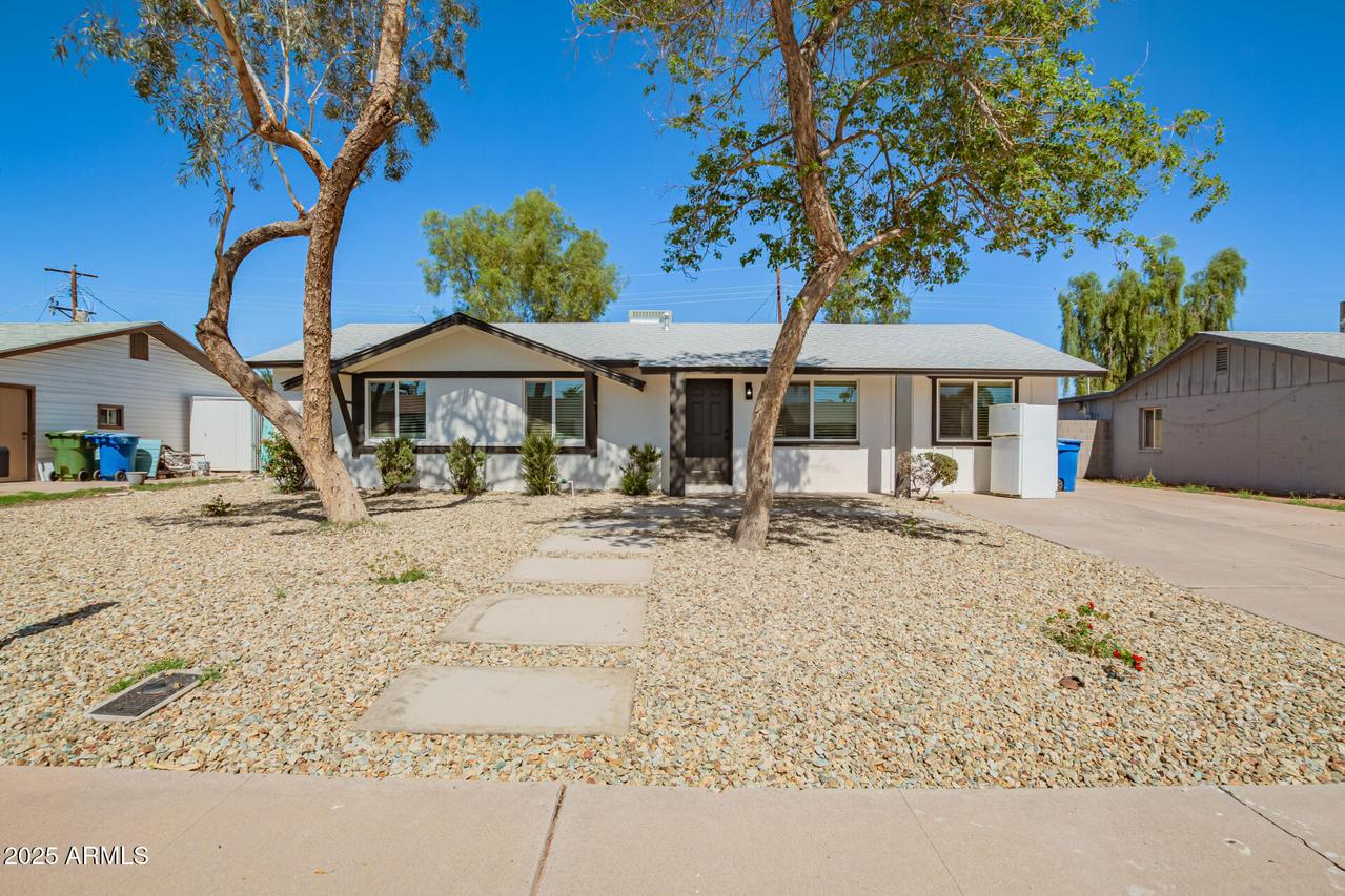 628 E Papago Dr., Tempe, AZ 85288