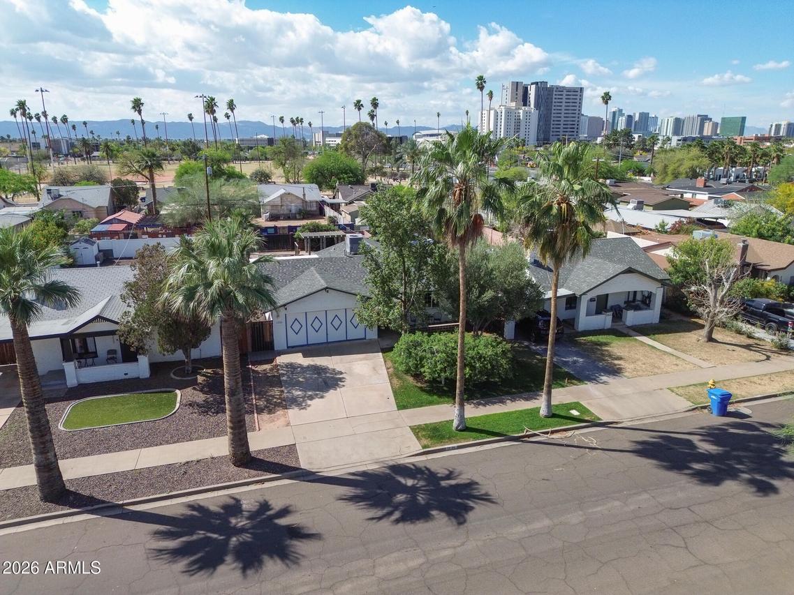 1225 E Hubbell St., Phoenix, AZ 85006