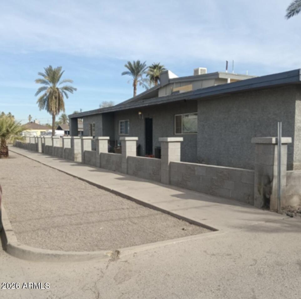 2045 W Washington St., Phoenix, AZ 85009