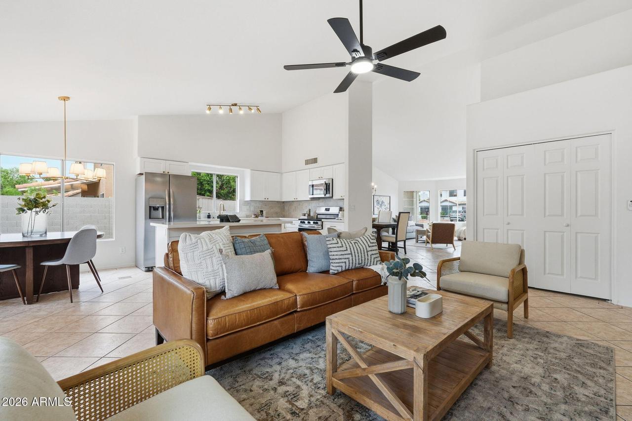 7756 W Hearn Rd., Peoria, AZ 85381