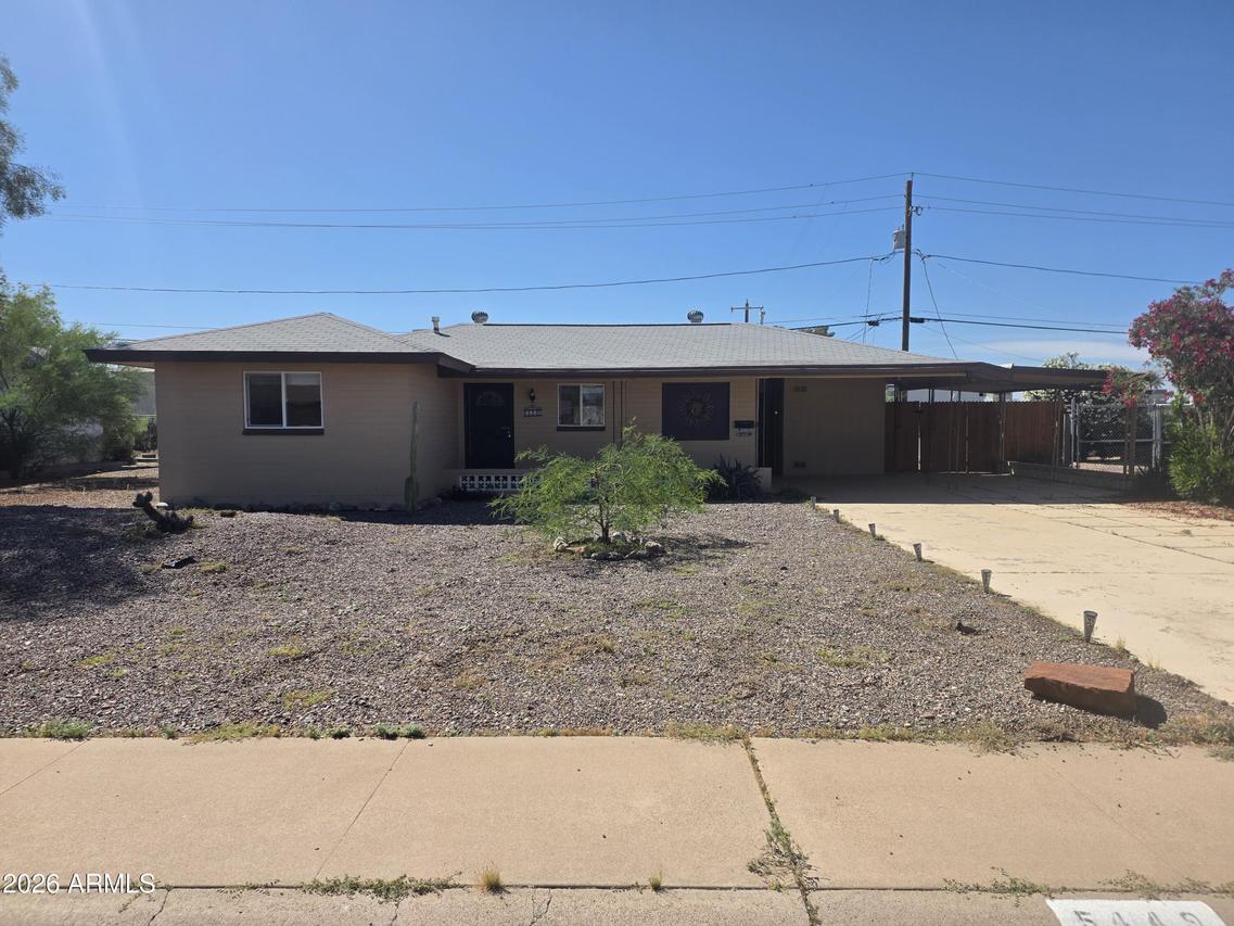 5449 E Akron St., Mesa, AZ 85205
