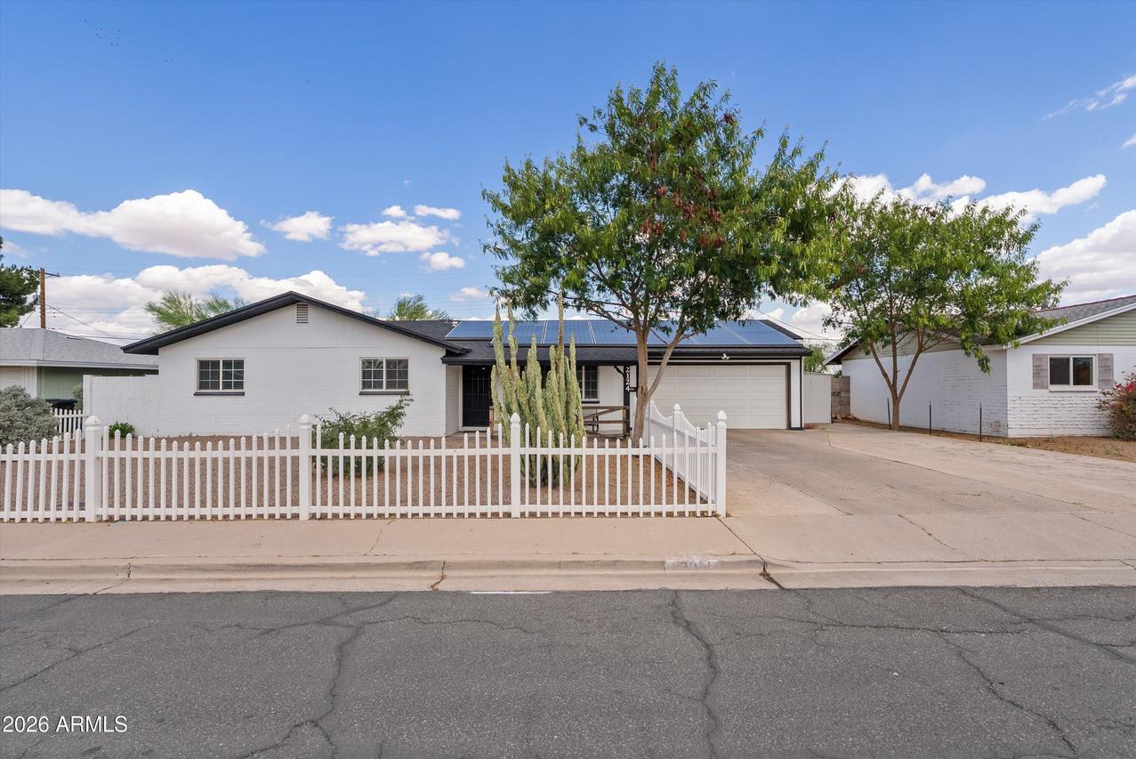 2124 E 3rd Dr., Mesa, AZ 85204