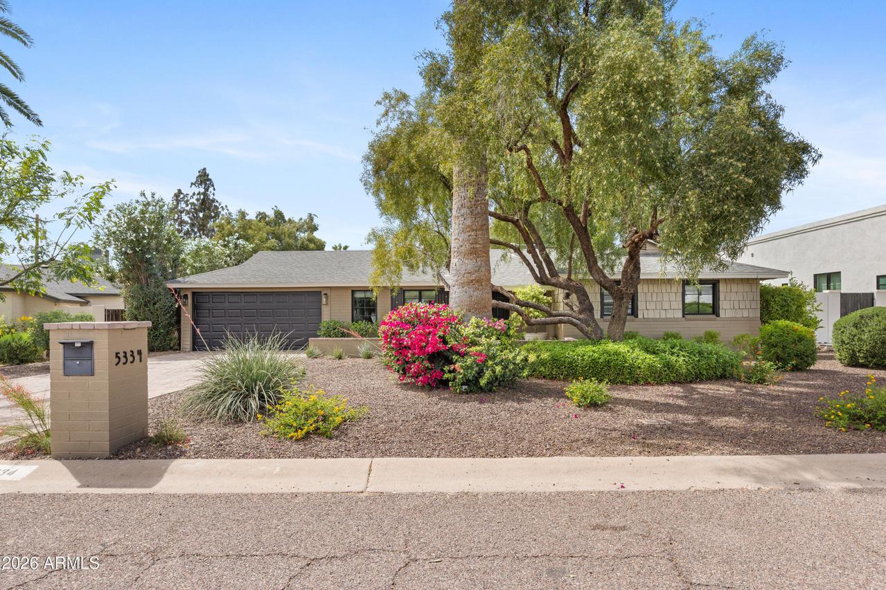 5334 N 32nd Pl., Phoenix, AZ 85018