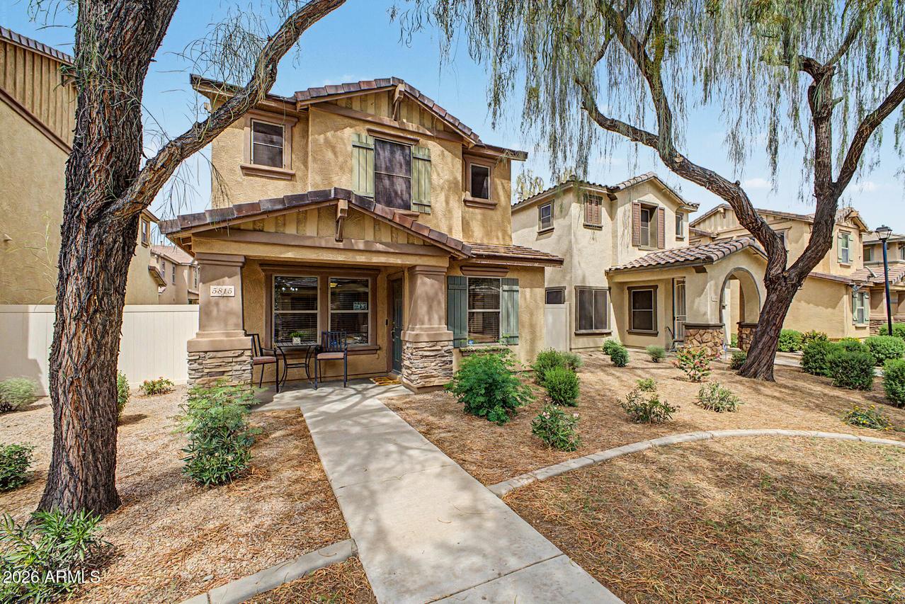 5815 E Grove Ave., Mesa, AZ 85206