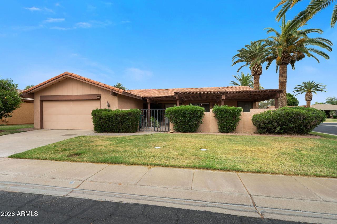 529 Leisure World, Mesa, AZ 85206