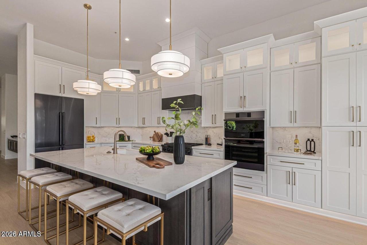 10175 E Cochise Dr., Scottsdale, AZ 85258