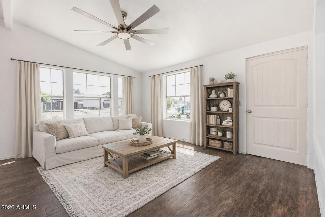 478 N Pinal Dr., Apache Junction, AZ 85120