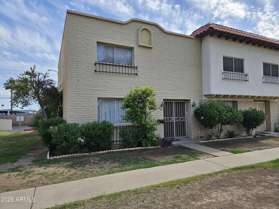 4614 N 19 Ave., Phoenix, AZ 85015