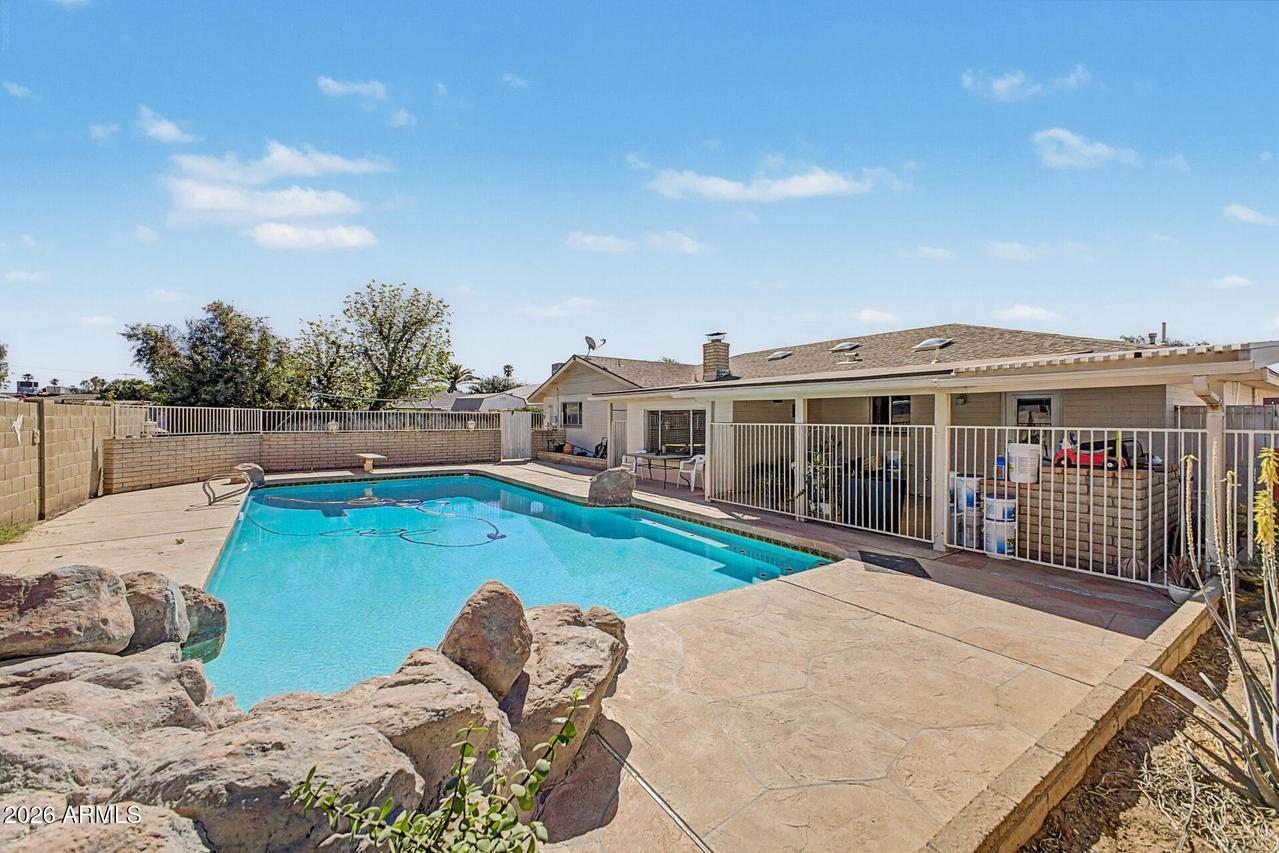 3940 W Eva St., Phoenix, AZ 85051