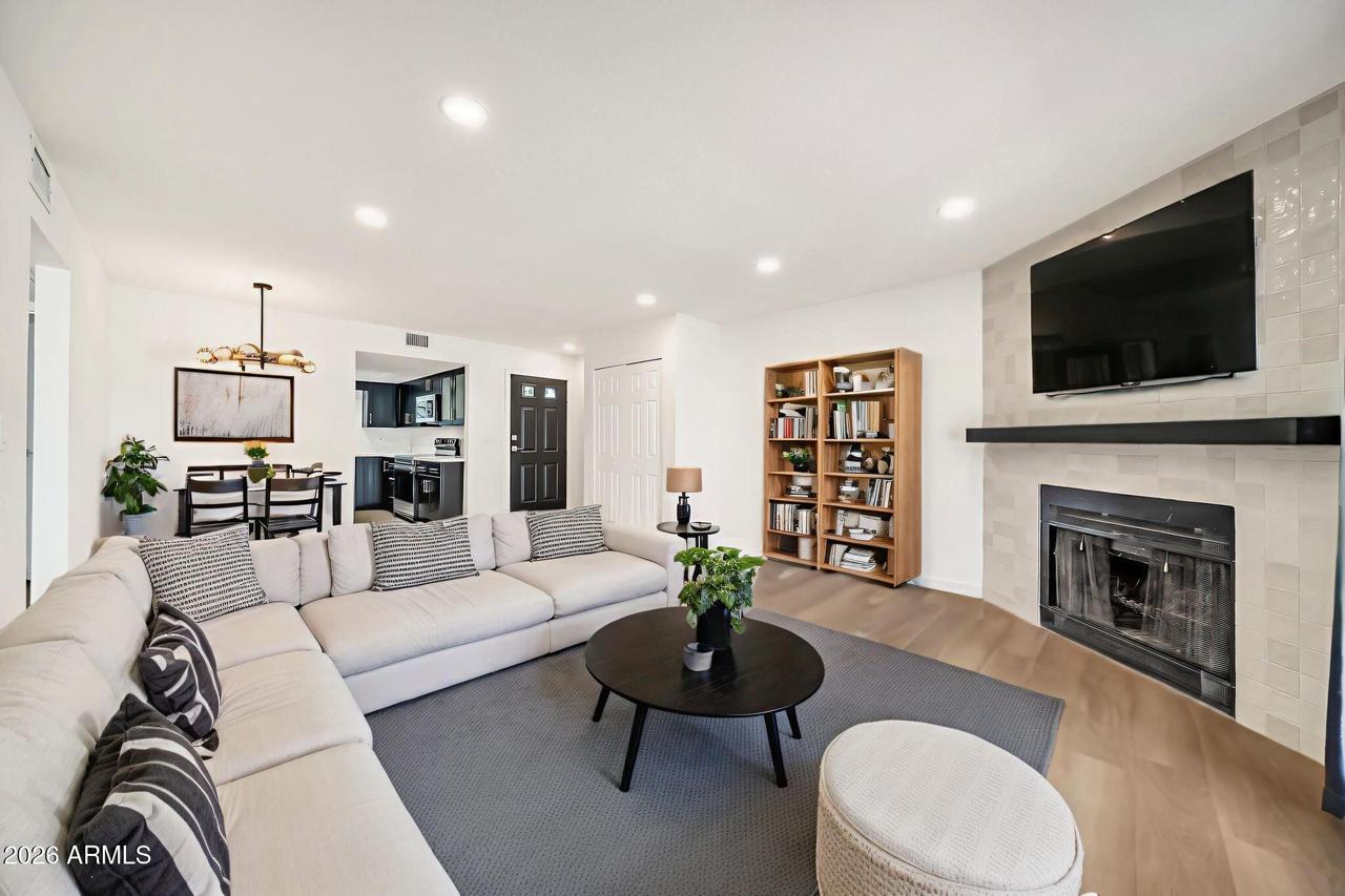 15402 N 28th St. #117, Phoenix, AZ 85032