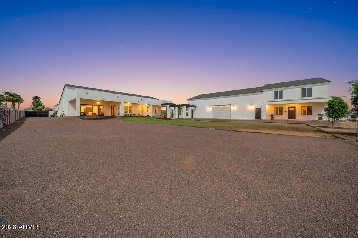 9321 W Buckskin Tr., Peoria, AZ 85383