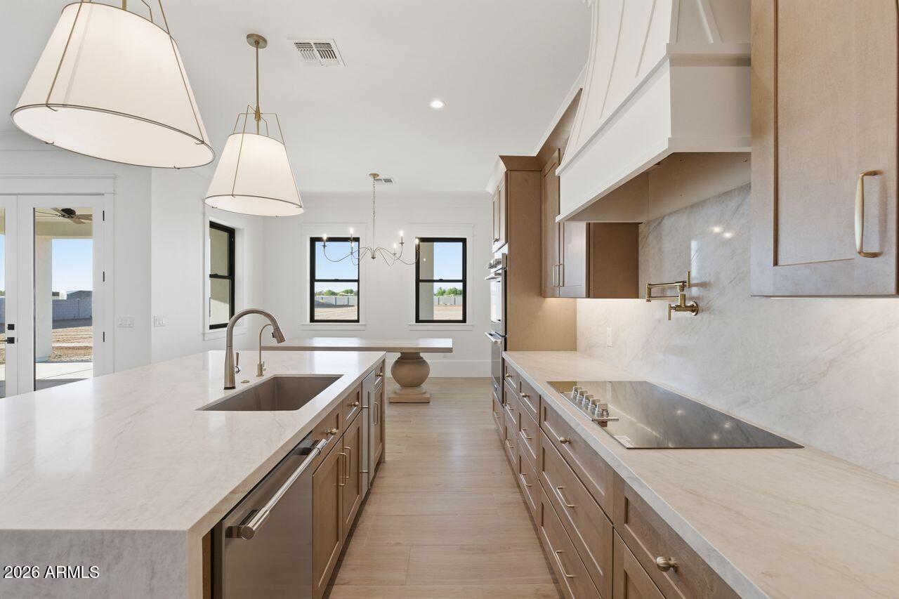 11620 E Windsor Way, Florence, AZ 85132