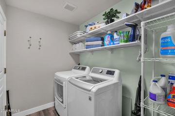 3917 E Carter Dr., Phoenix, AZ 85042