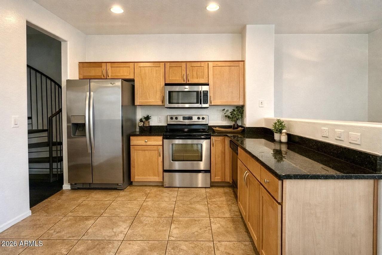 2264 E Huntington Dr., Phoenix, AZ 85040