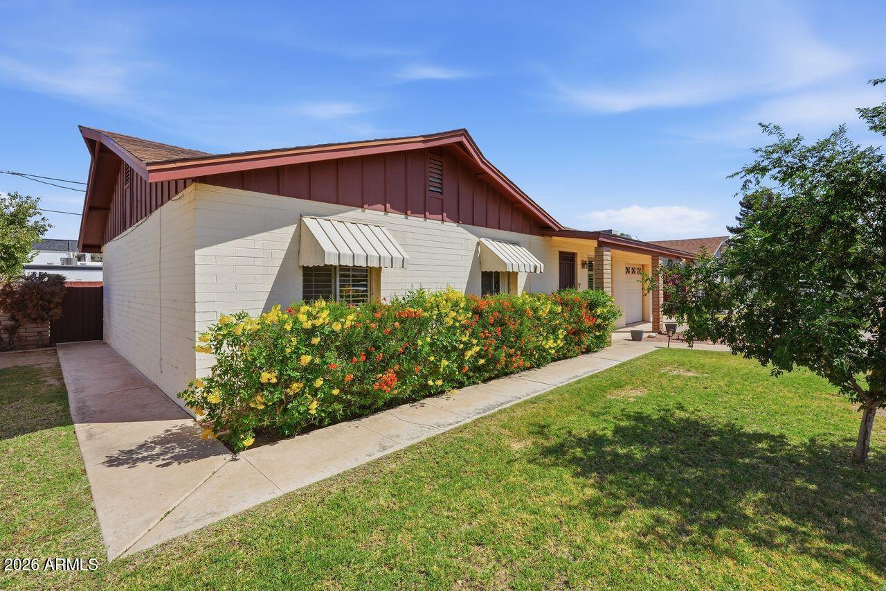 1818 W Morten Ave., Phoenix, AZ 85021