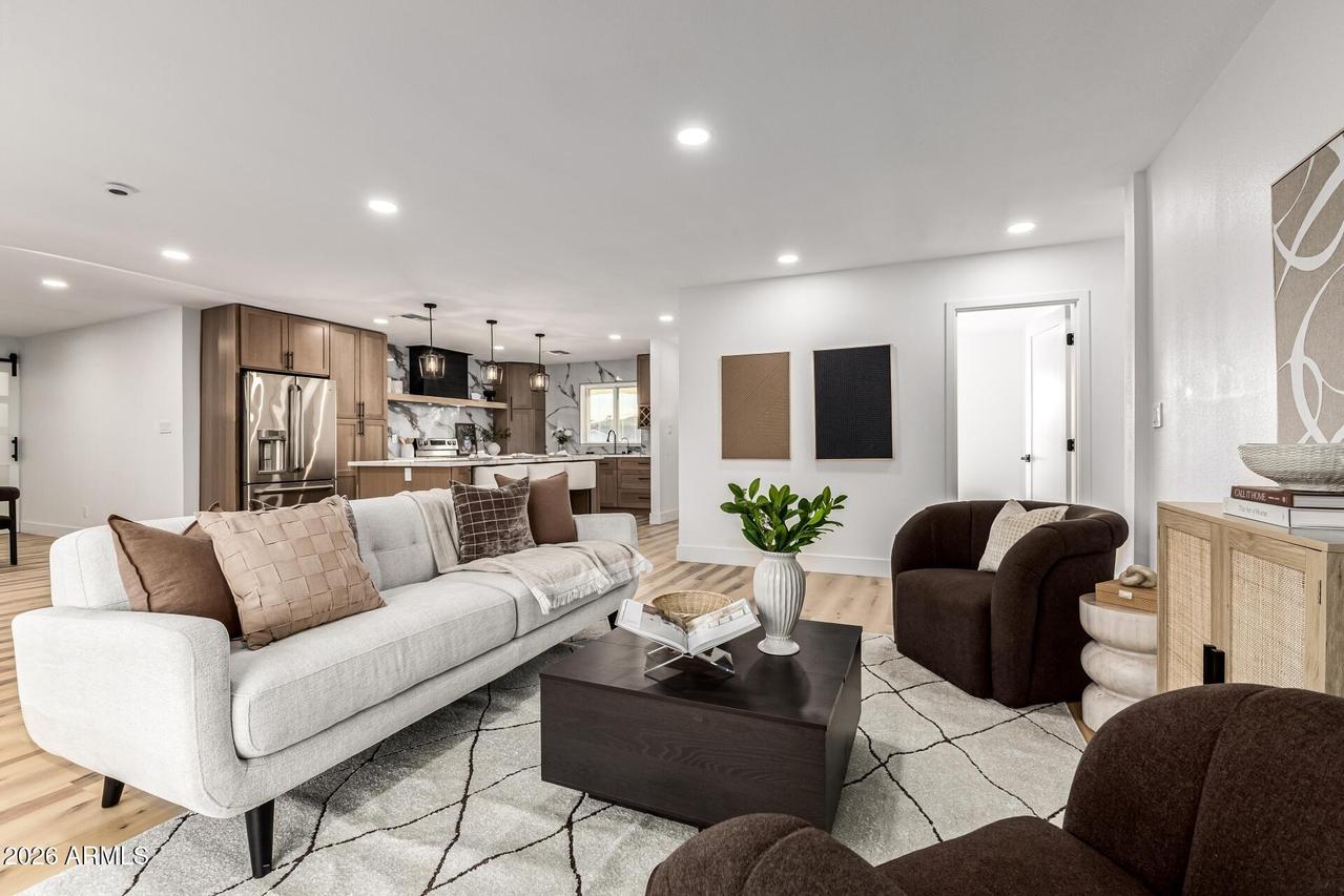 1515 N Saguaro Dr., Tempe, AZ 85288