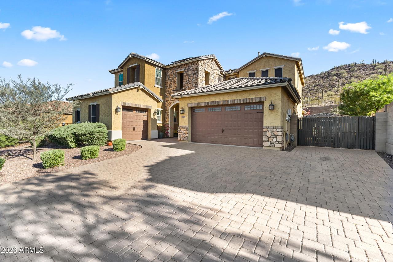 10110 W Redbird Rd., Peoria, AZ 85383