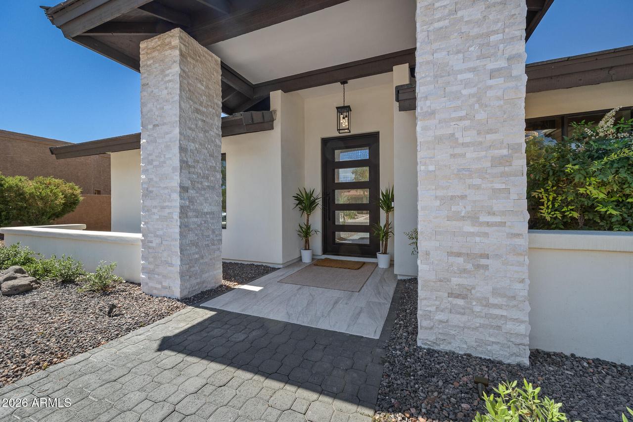 10012 N 76th Pl., Scottsdale, AZ 85258
