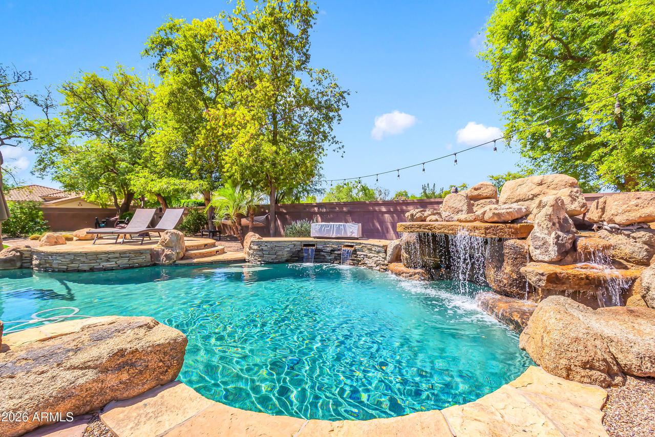 2290 S Emerson Pl., Chandler, AZ 85286