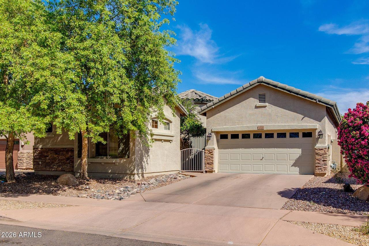 3002 W Sentinel Rock Rd., Phoenix, AZ 85086