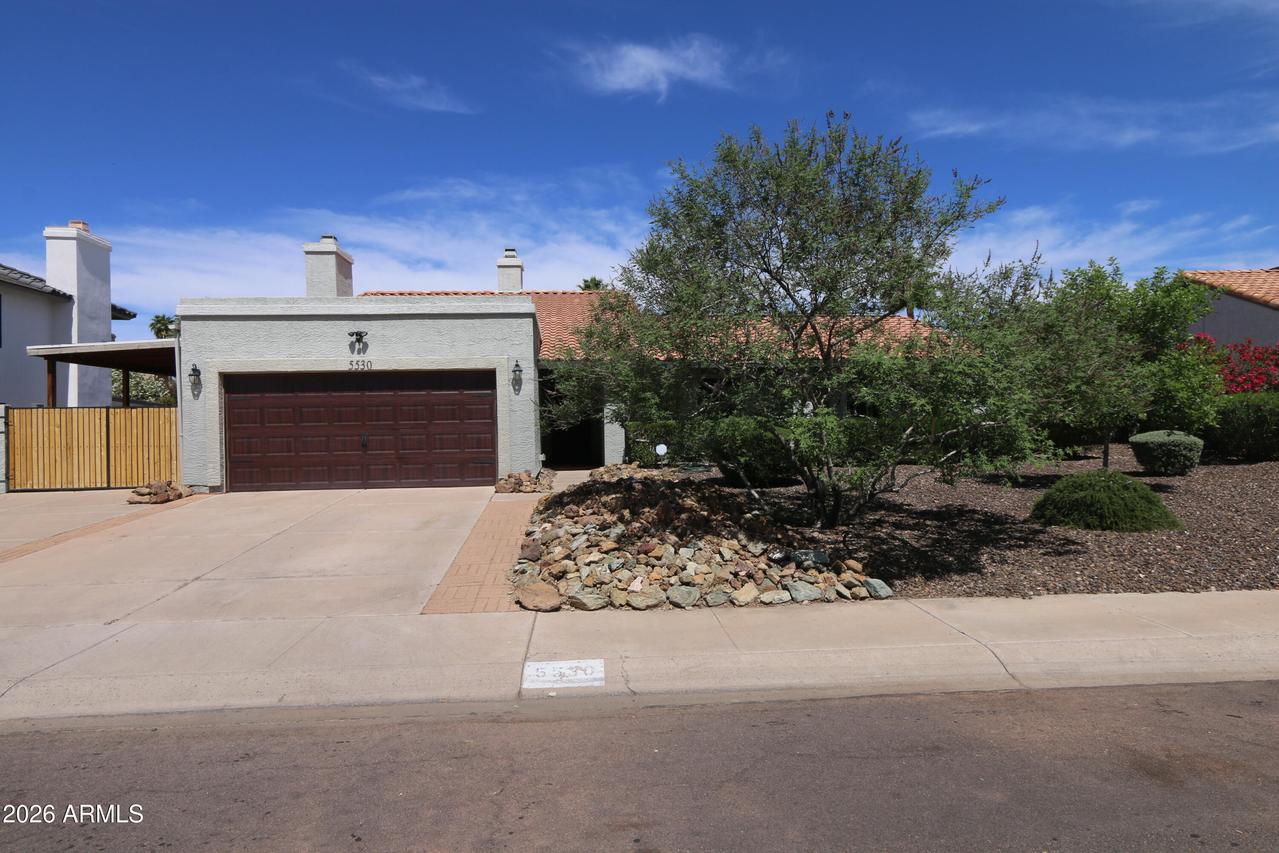 5530 E Beverly Ln., Scottsdale, AZ 85254