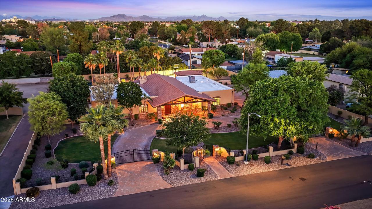 13201 N 65th Dr., Glendale, AZ 85304