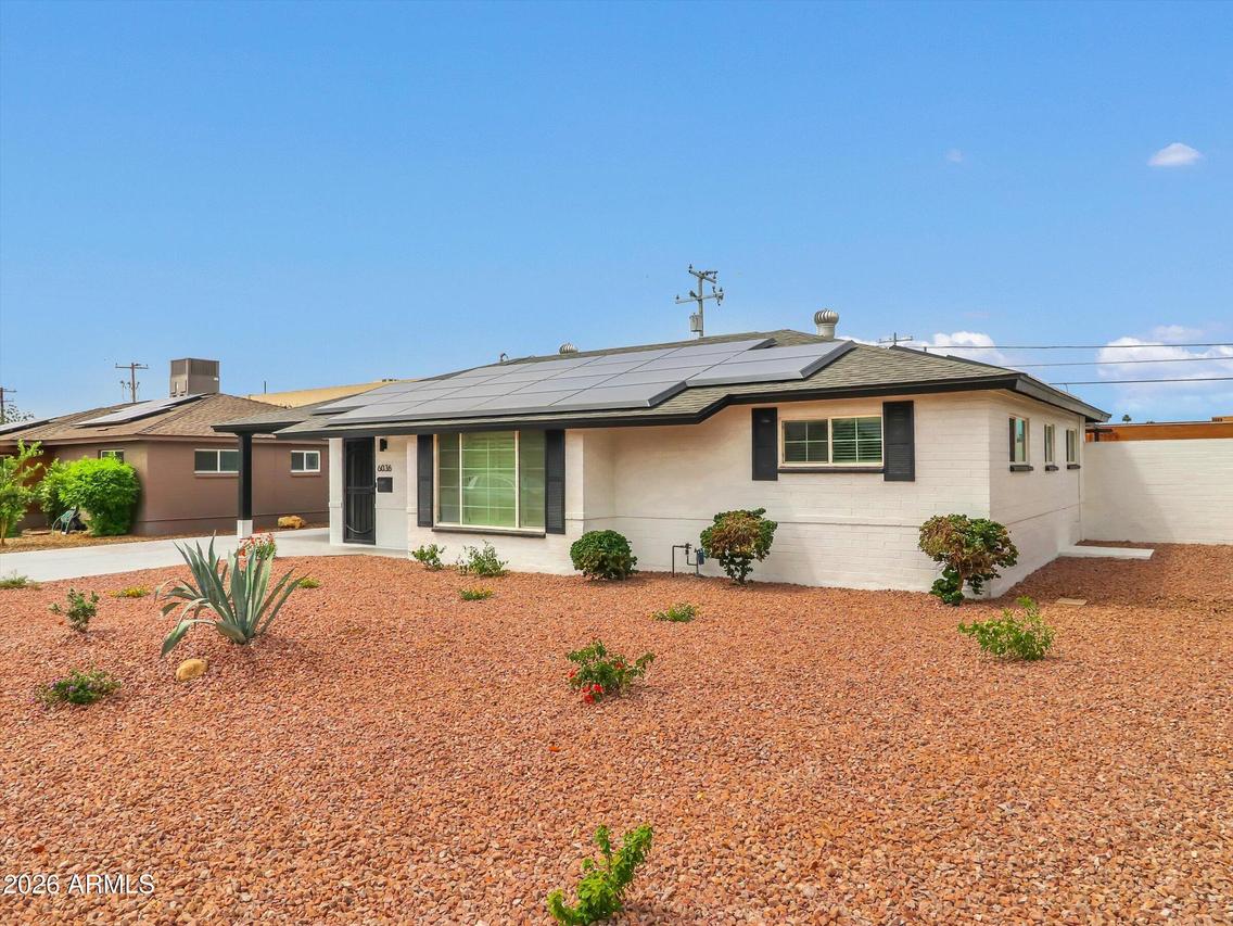 6036 N 8th St., Phoenix, AZ 85014