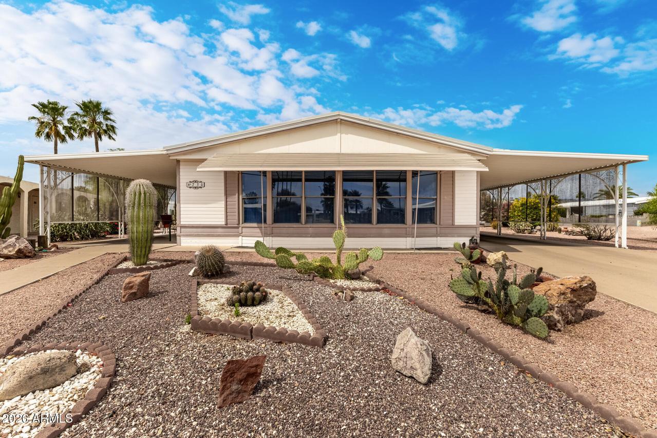 734 S 82nd Way, Mesa, AZ 85208