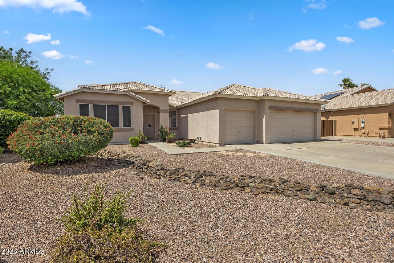 11664 N 86th Ln., Peoria, AZ 85345