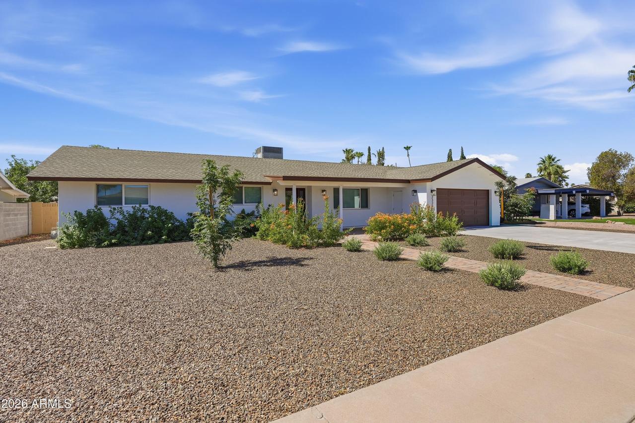 2329 E Enrose St., Mesa, AZ 85213