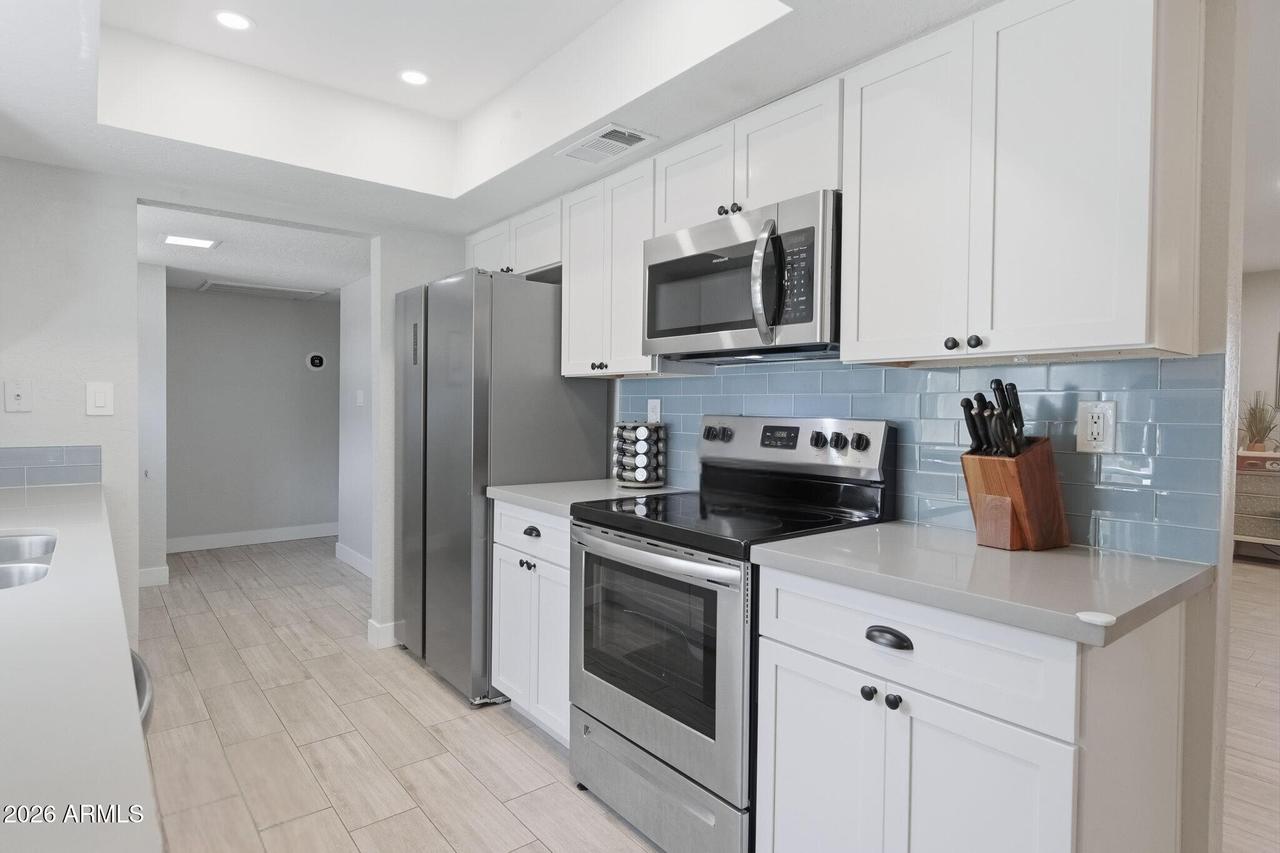 2926 W Lamar Rd., Phoenix, AZ 85017