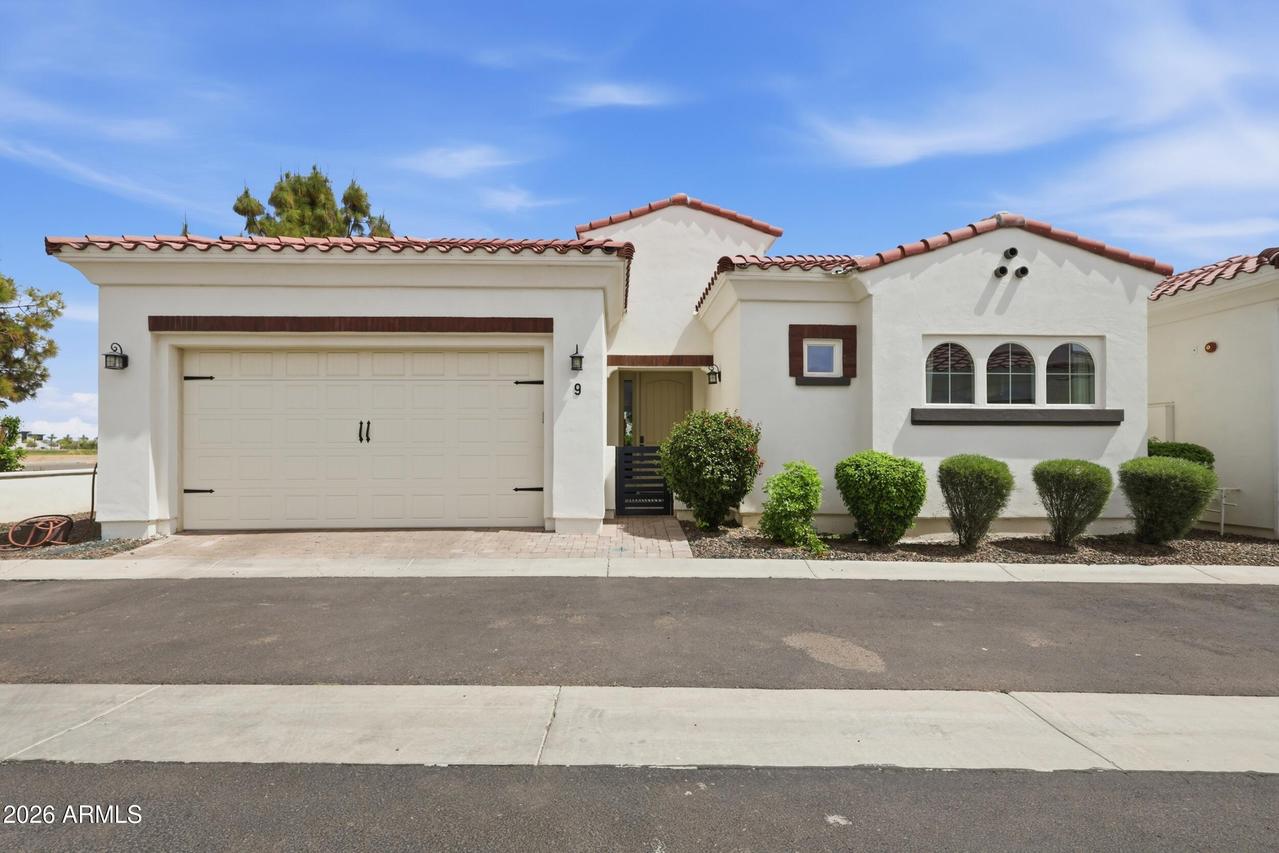 2777 W Queen Creek Rd. #9, Chandler, AZ 85248