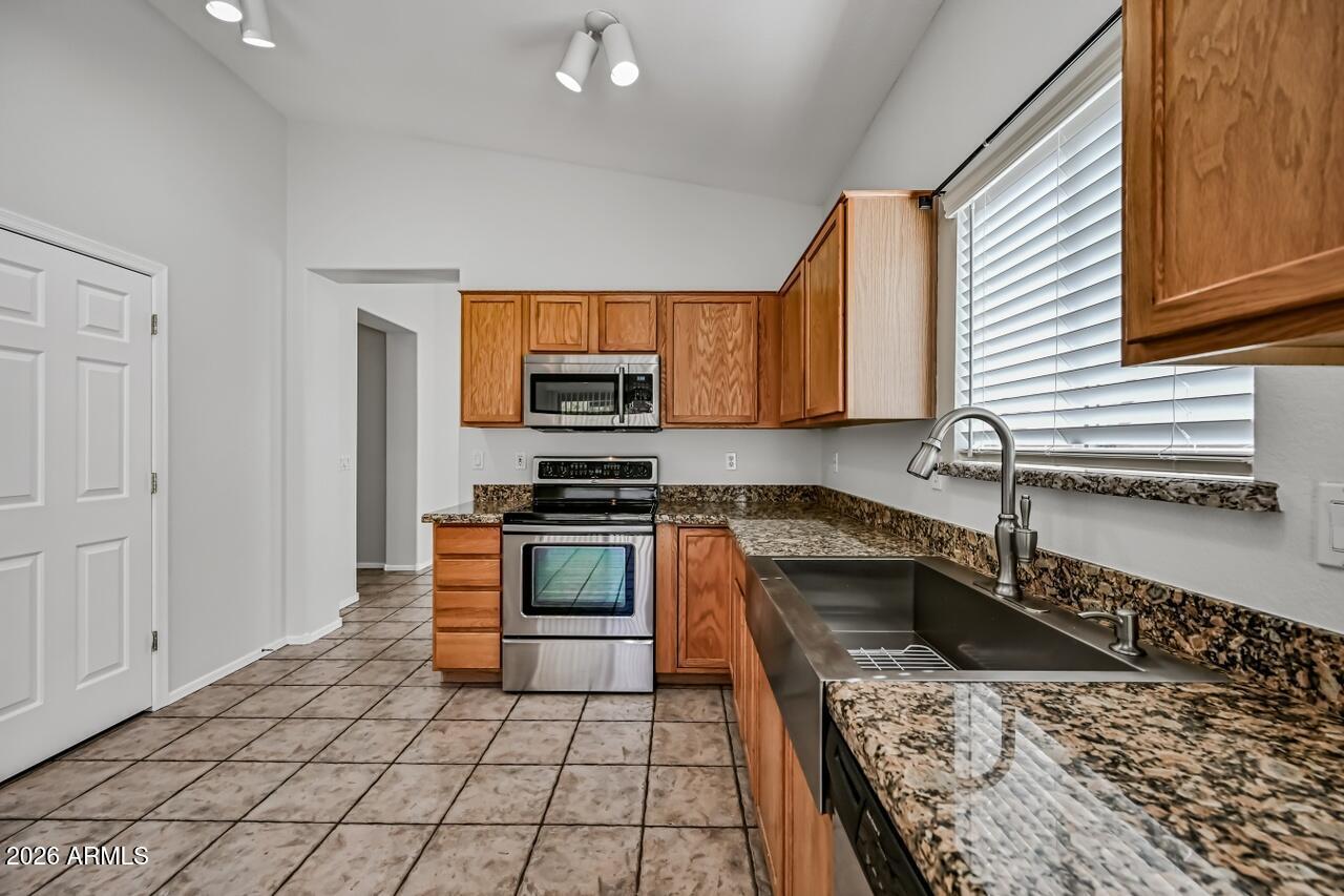 952 S Banning St., Gilbert, AZ 85296