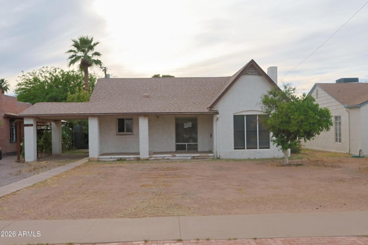 2206 N Laurel Ave., Phoenix, AZ 85007