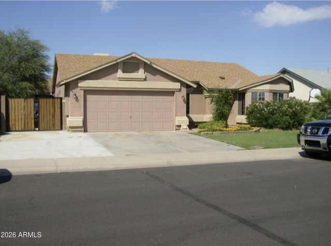 8538 W Tuckey Ln., Glendale, AZ 85305