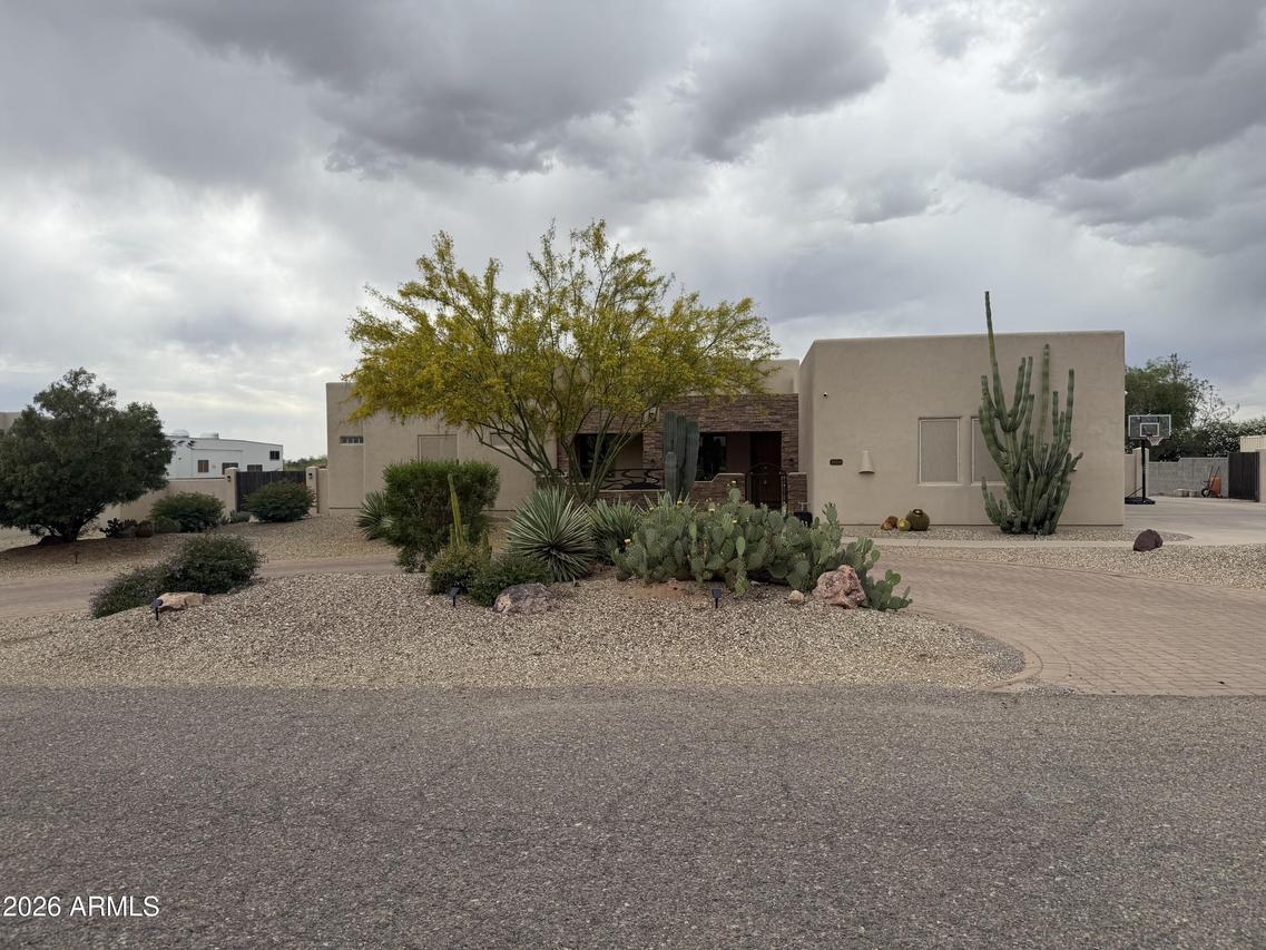 39306 N 2nd Pl., Desert Hills, AZ 85086